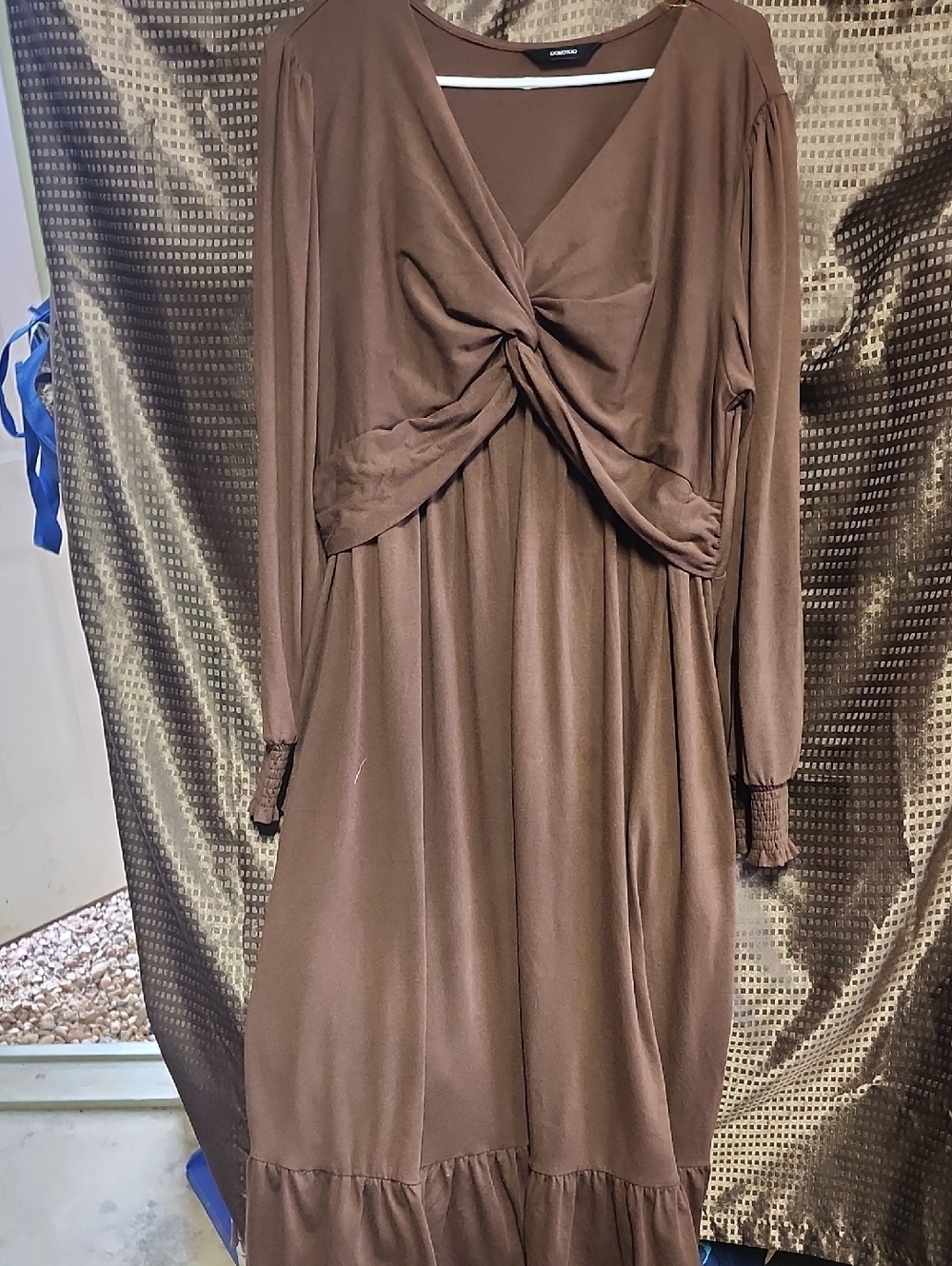 Twist-Front Brown Maxi Dress - Unbranded